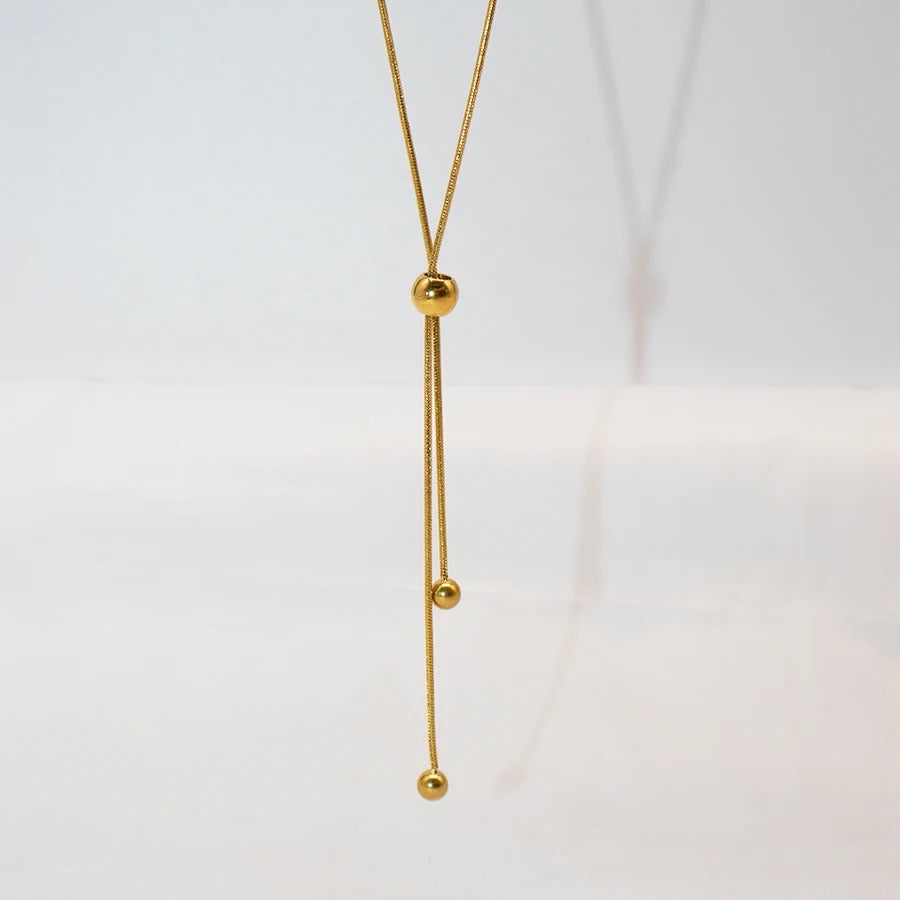 Viola Necklace