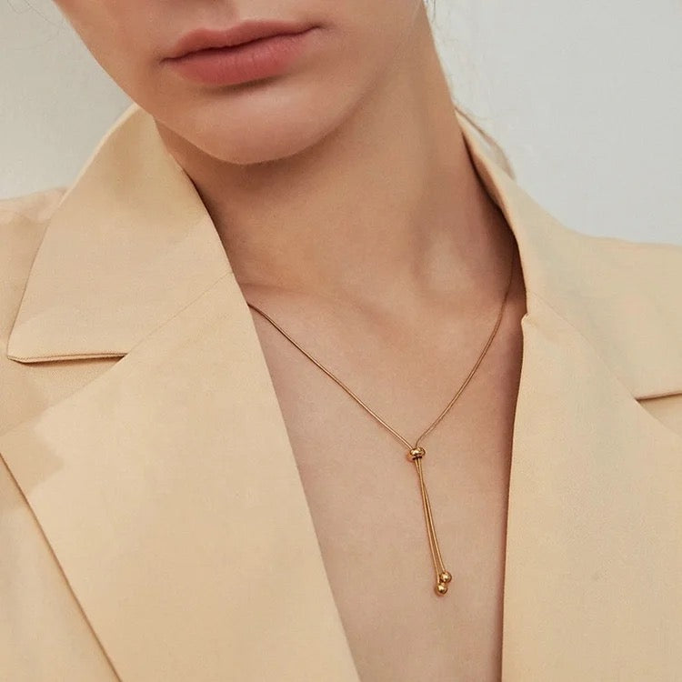 Viola Necklace